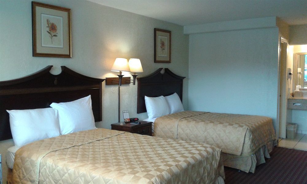 Key West Inn - Νιούπορτ Νιουζ Εξωτερικό φωτογραφία