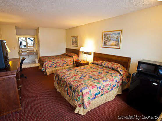 Key West Inn - Νιούπορτ Νιουζ Εξωτερικό φωτογραφία