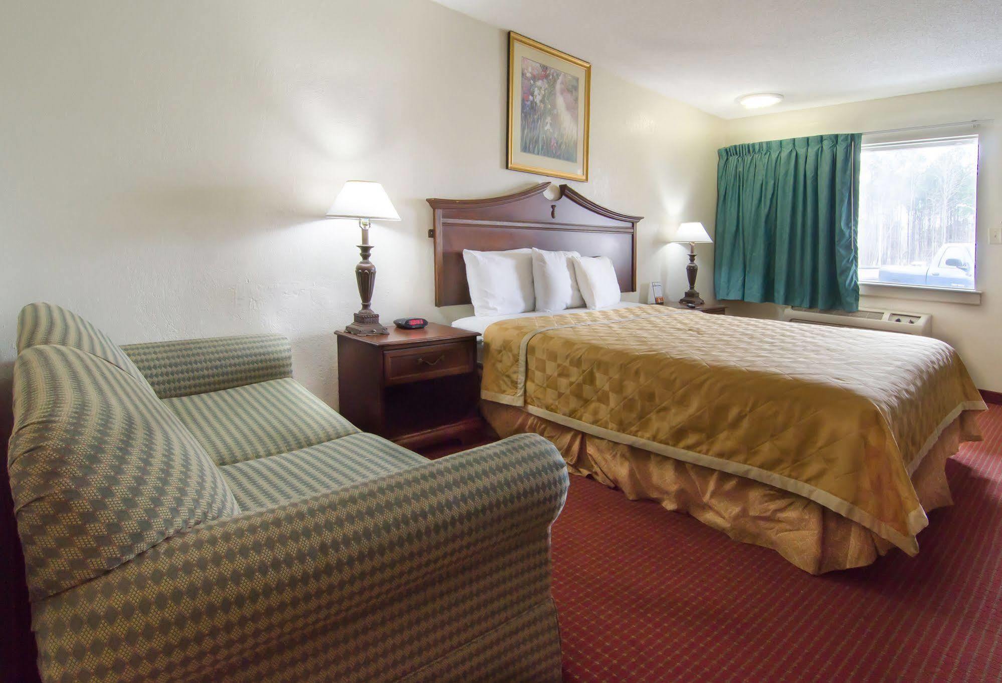 Key West Inn - Νιούπορτ Νιουζ Εξωτερικό φωτογραφία